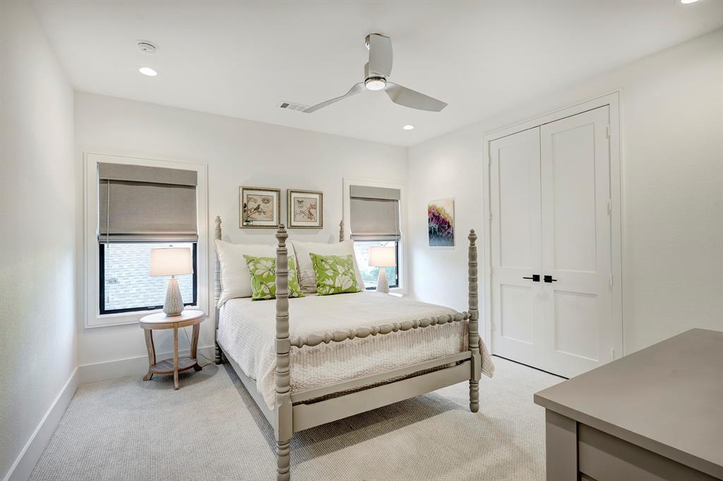 1229 Kinley Lane