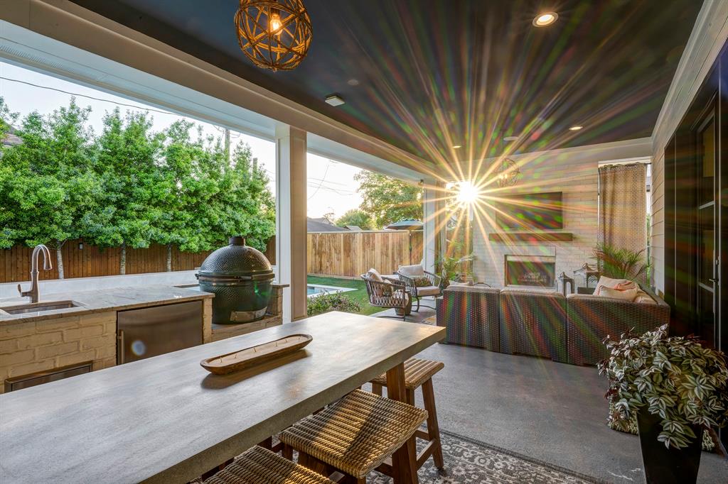 1229 Kinley Lane