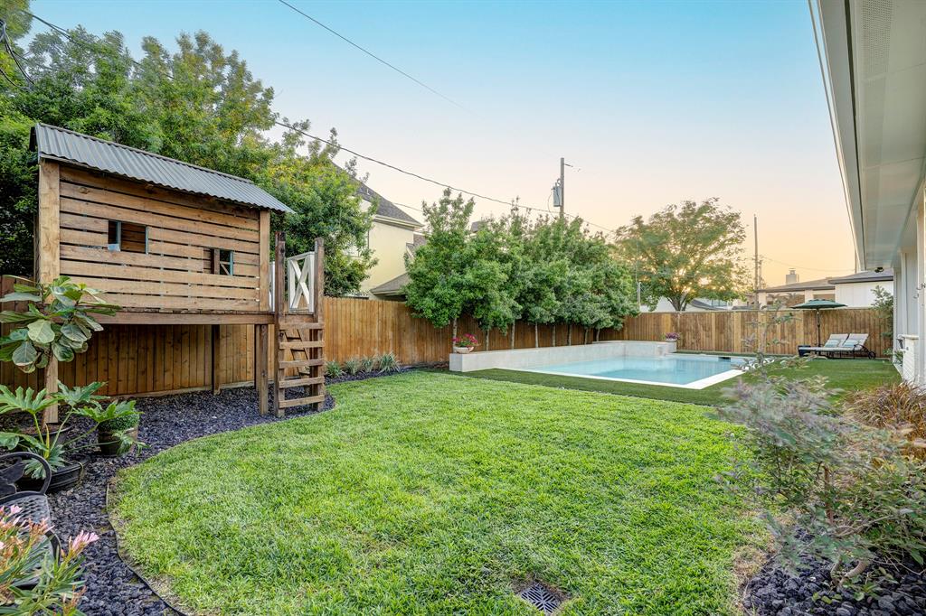 1229 Kinley Lane
