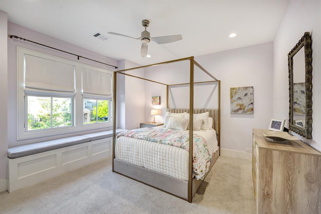 1229 Kinley Lane