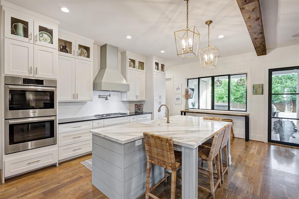 1229 Kinley Lane
