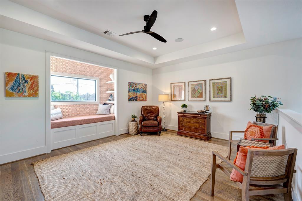 1229 Kinley Lane