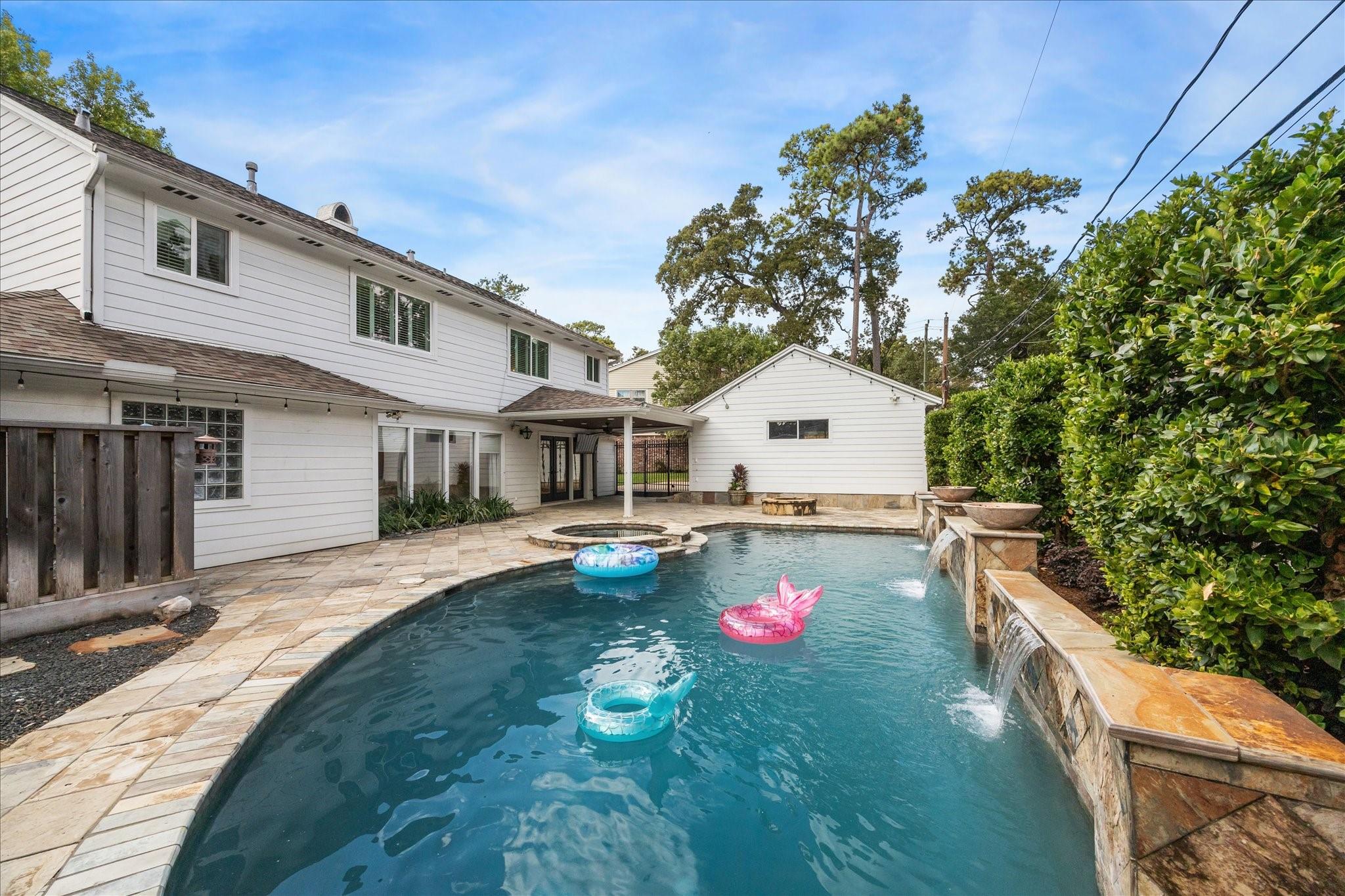 13726 Pebblebrook Drive