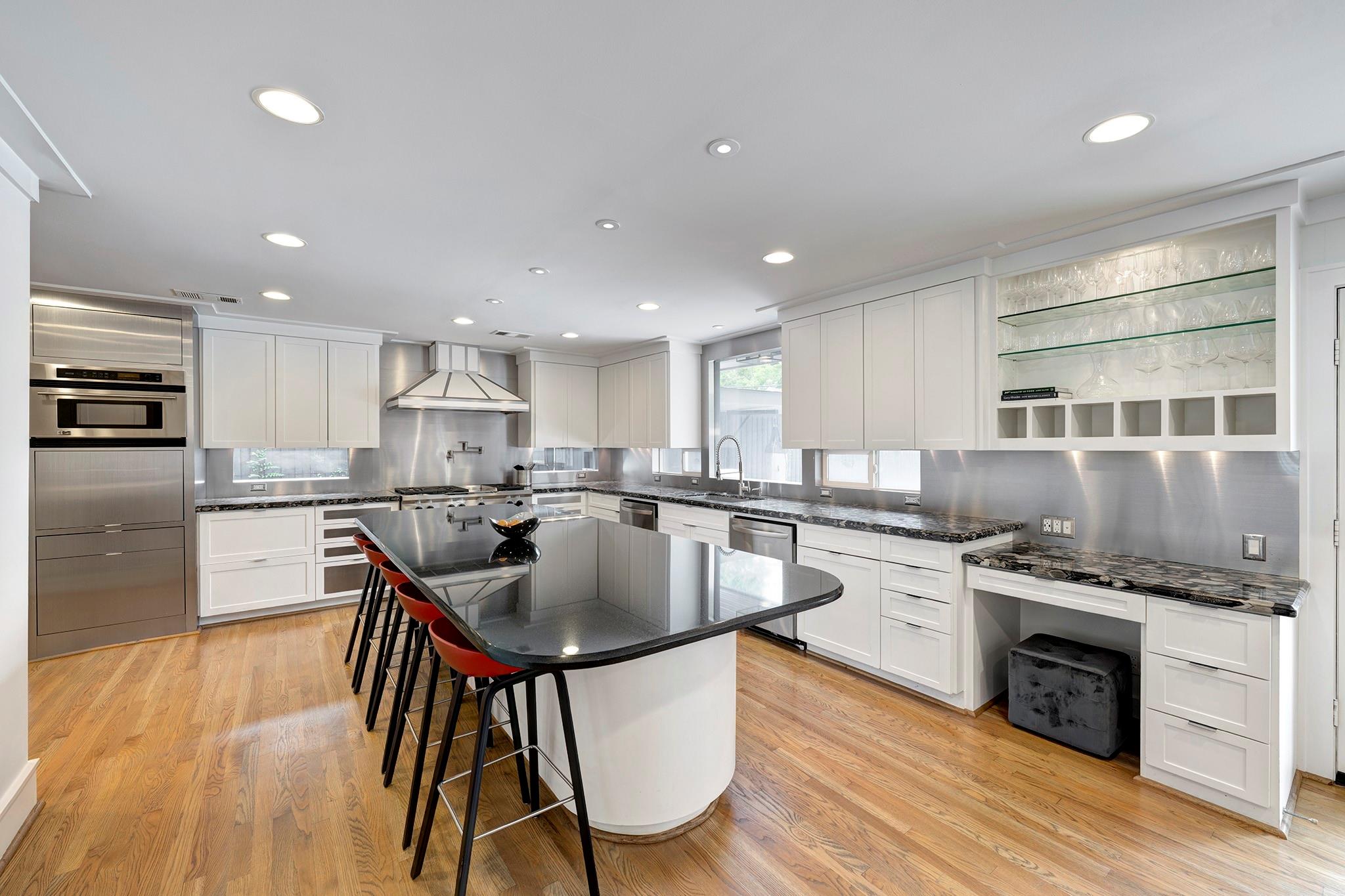 2234 Goldsmith Street