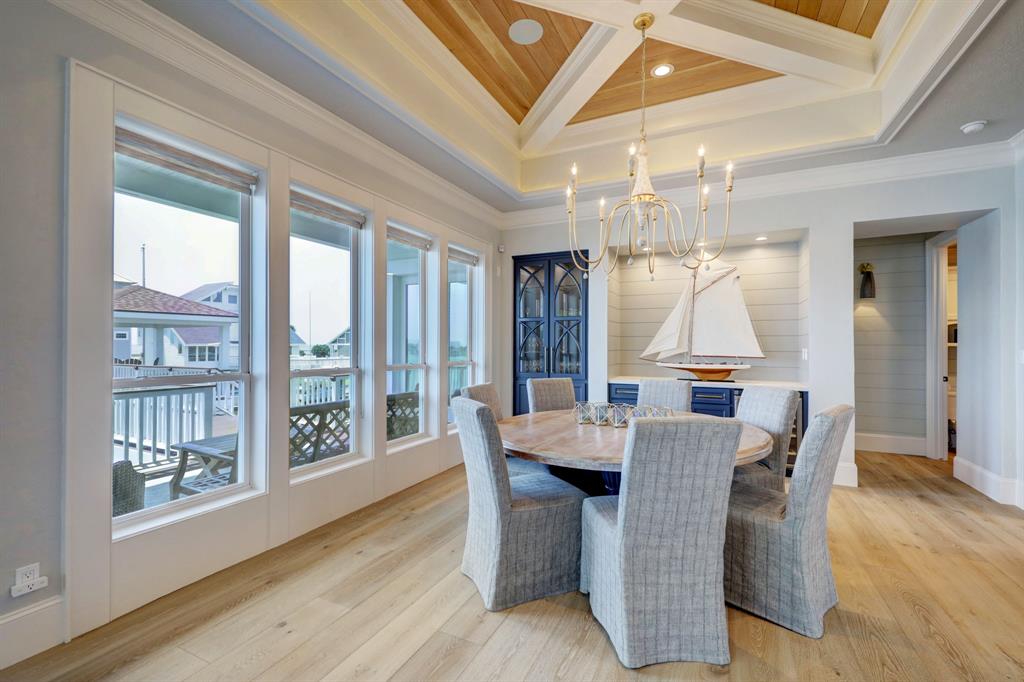 3425 Petite Circle