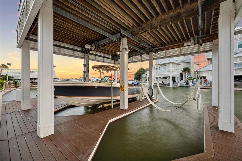 3425 Petite Circle