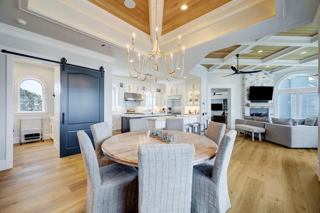 3425 Petite Circle