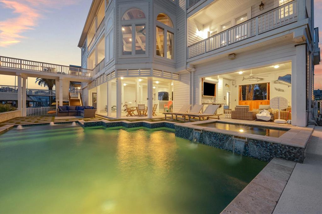 3425 Petite Circle