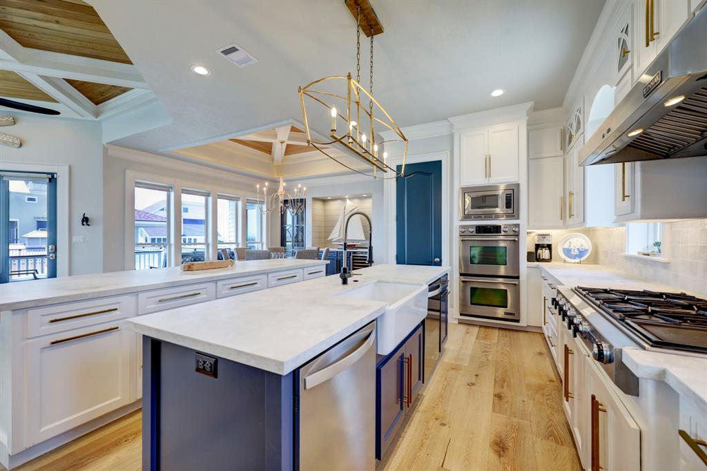 3425 Petite Circle