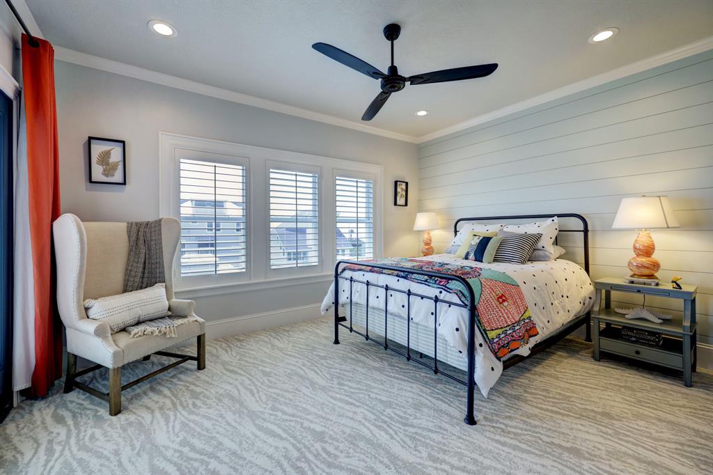 3425 Petite Circle