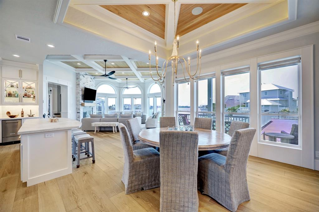 3425 Petite Circle