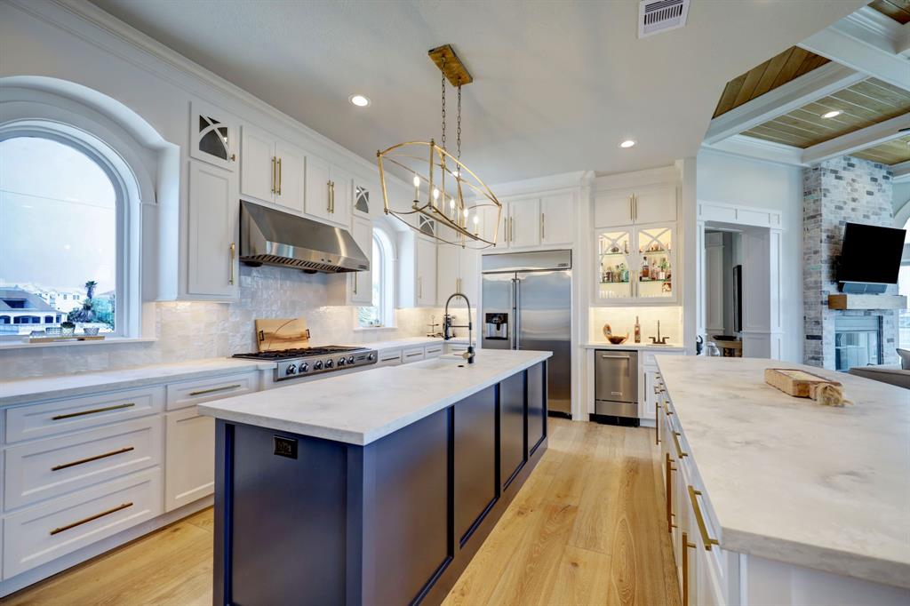 3425 Petite Circle