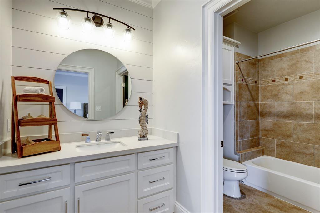 3425 Petite Circle