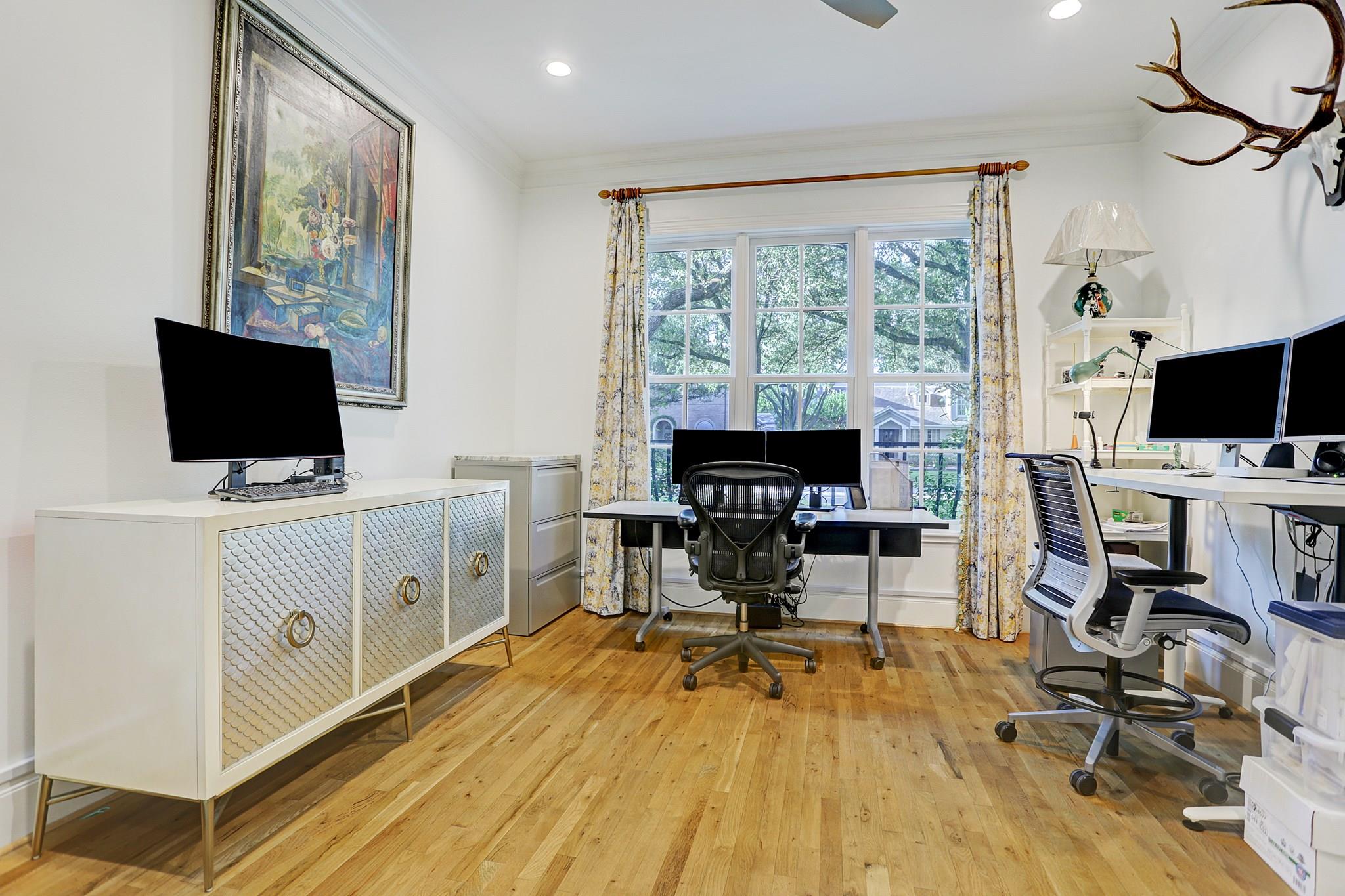 2629 University Boulevard