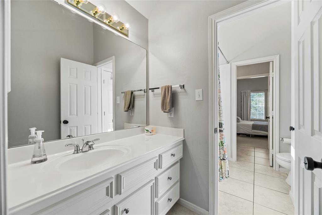 3906 Kenn Court