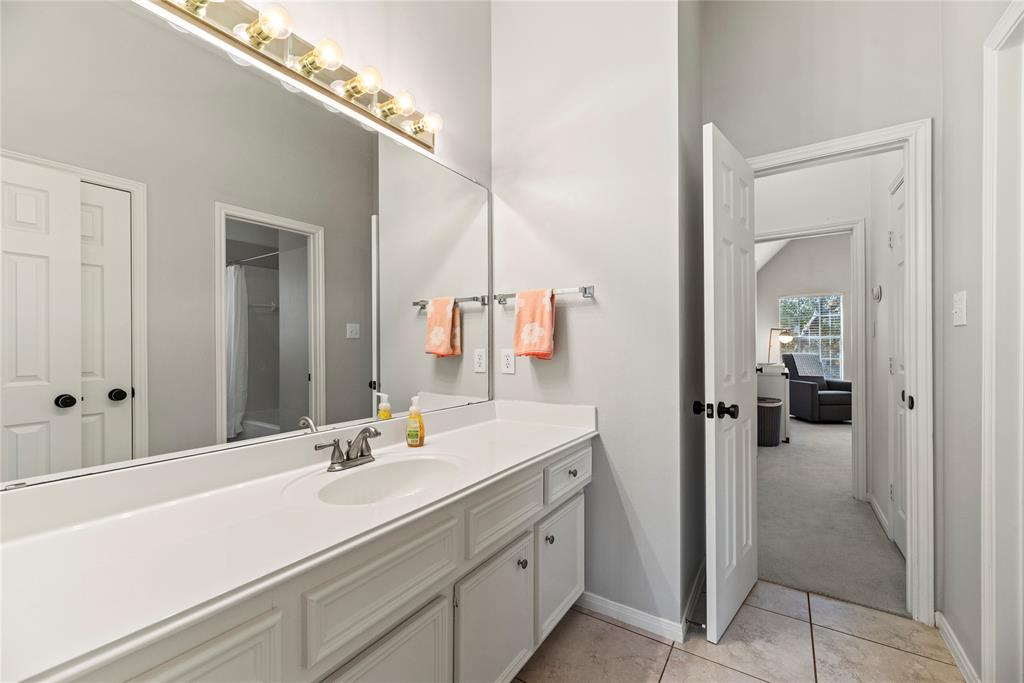 3906 Kenn Court