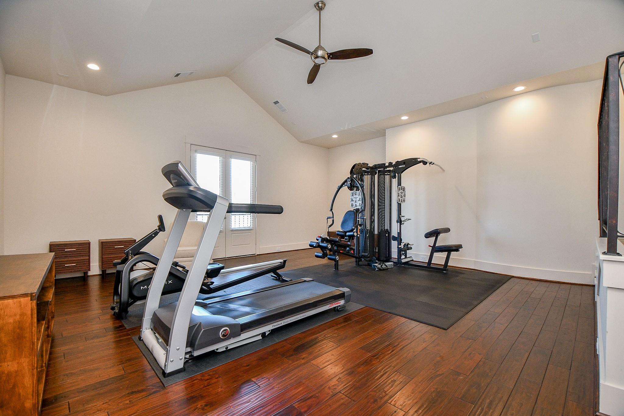 3203 Blue Bonnet Boulevard