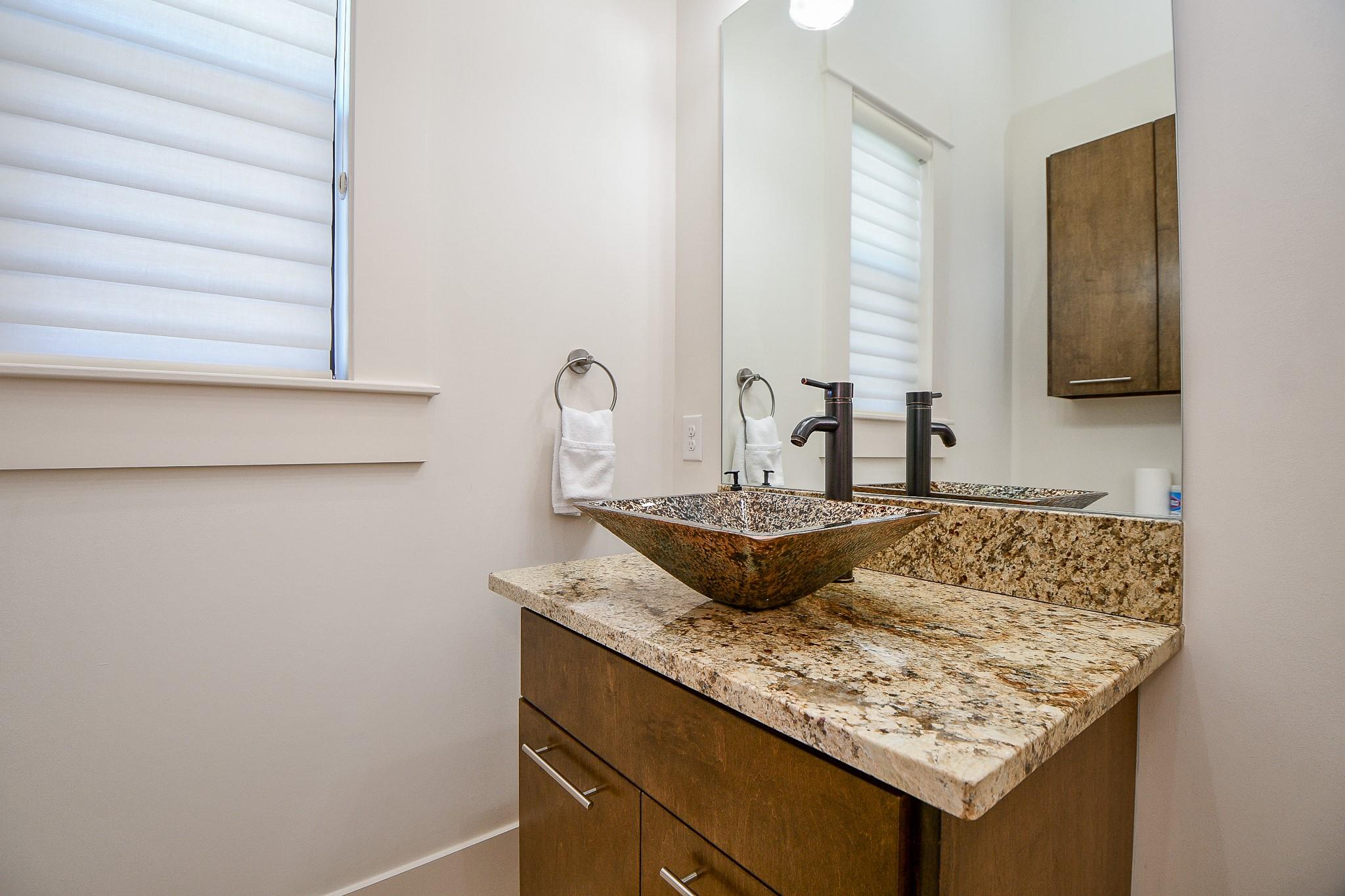 3203 Blue Bonnet Boulevard