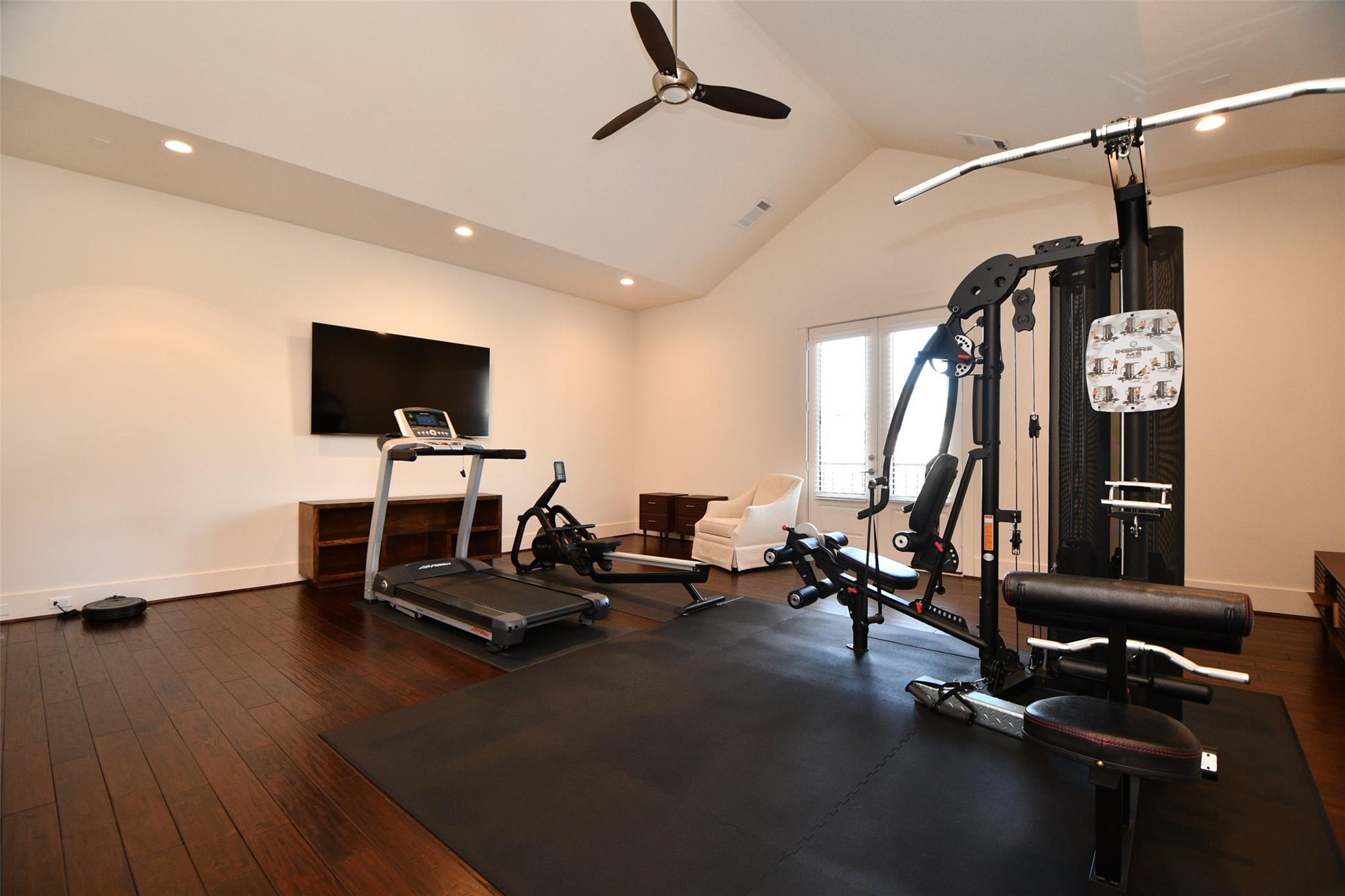 3203 Blue Bonnet Boulevard