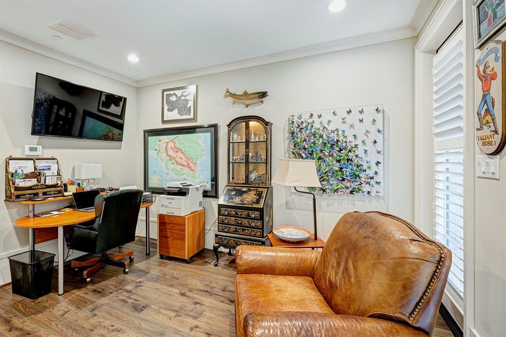 29 Crain Square Boulevard