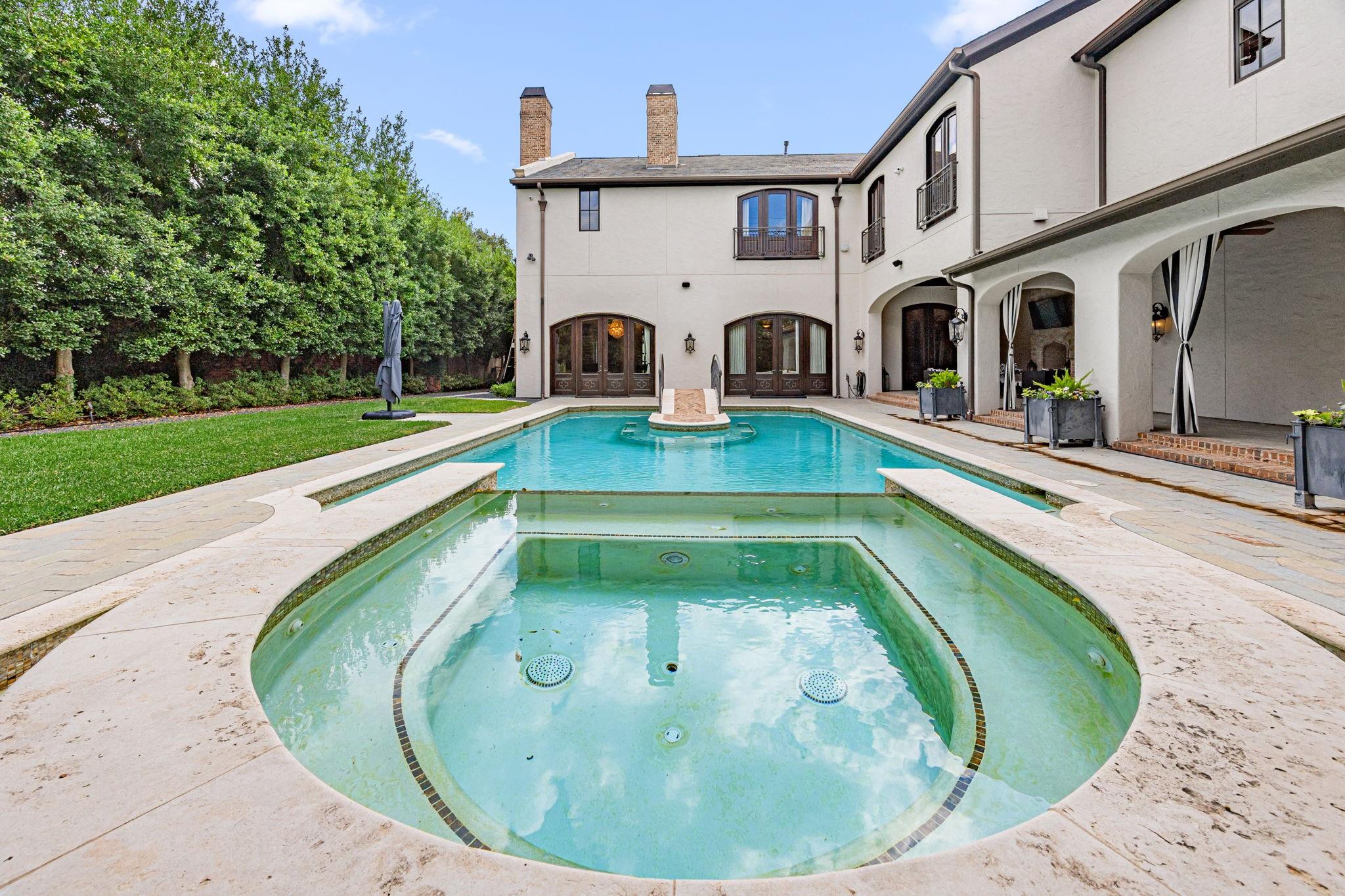 5550 Candlewood Drive