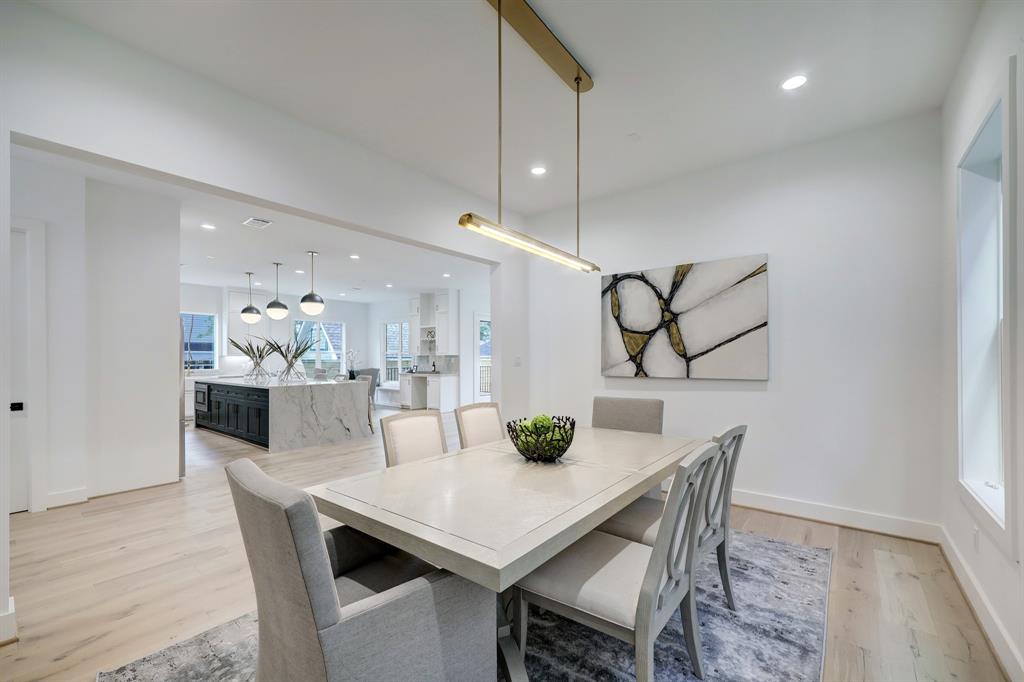 845 E 23rd