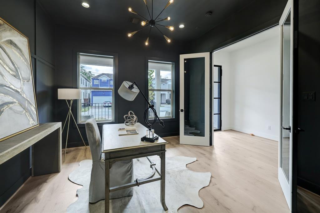 845 E 23rd