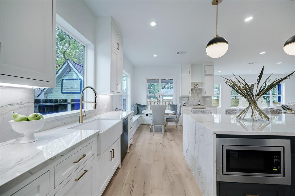 845 E 23rd