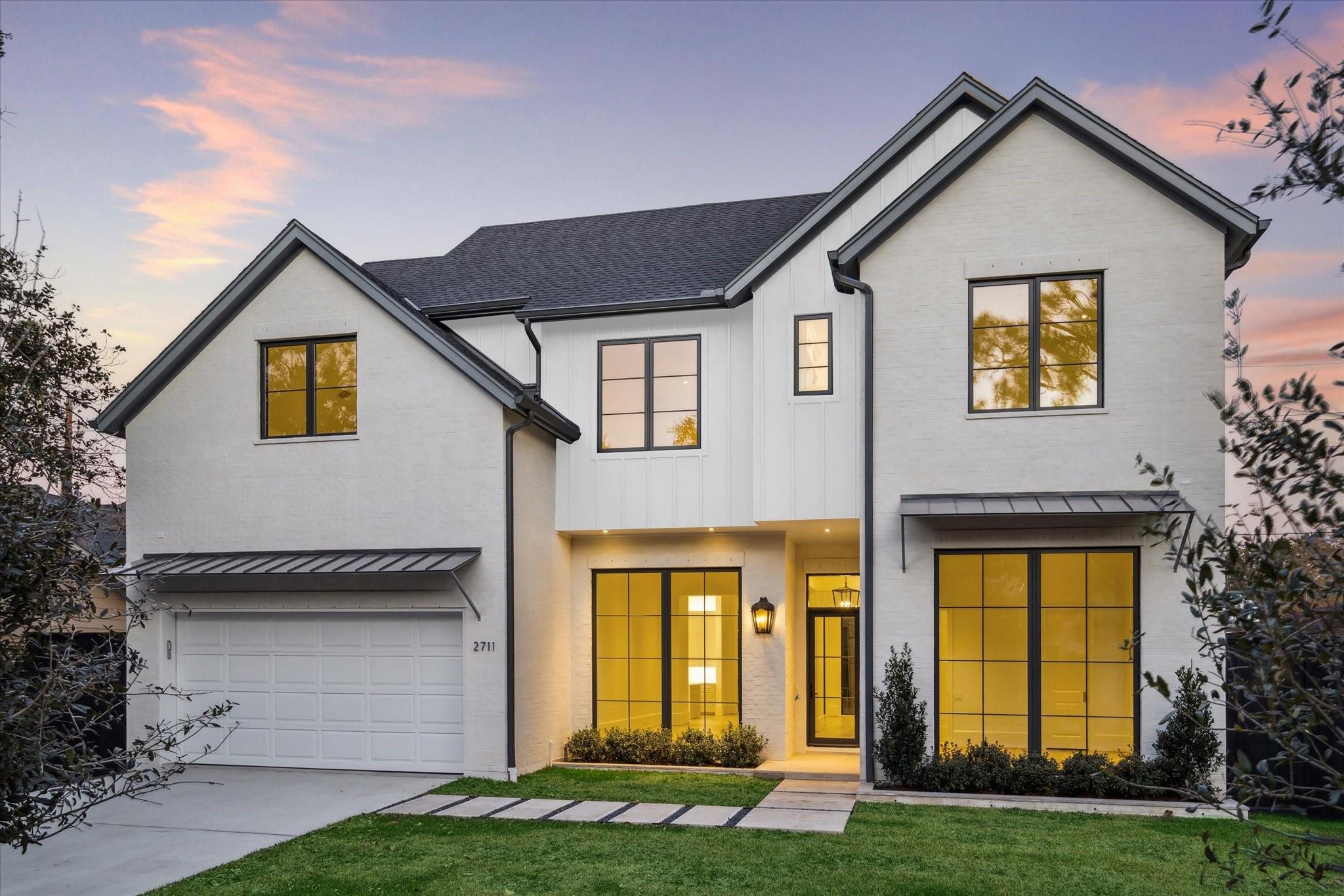 2711 Eastgrove Lane