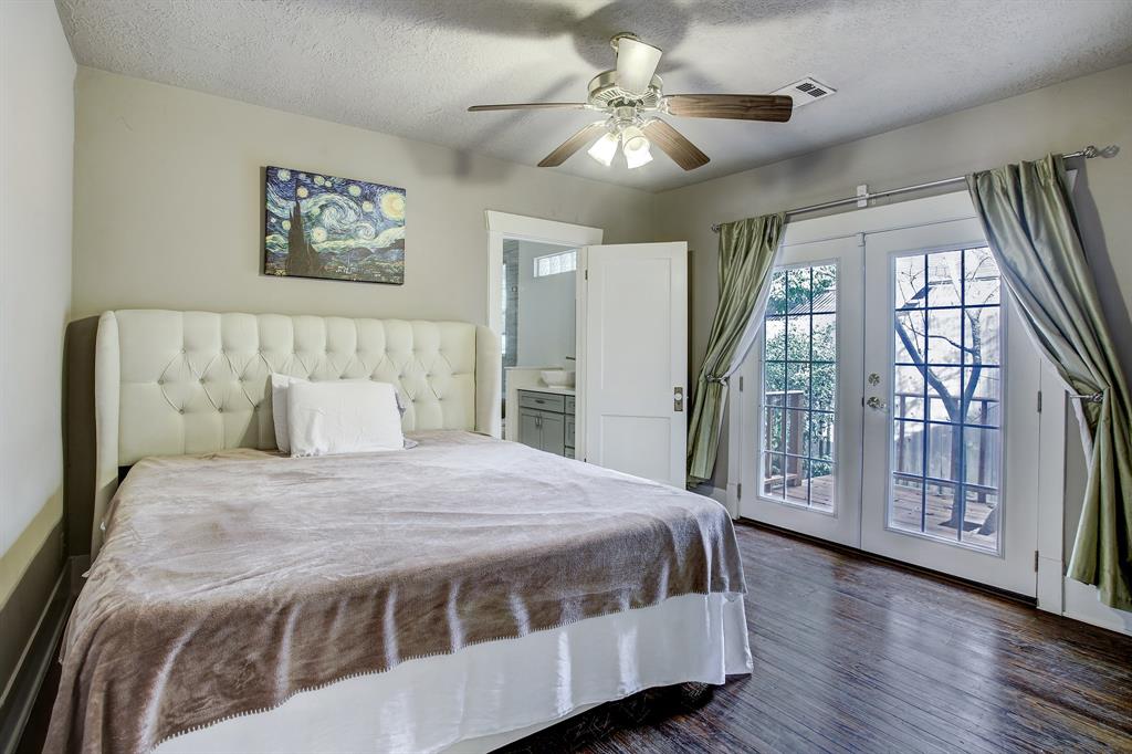 801 Le Green Street