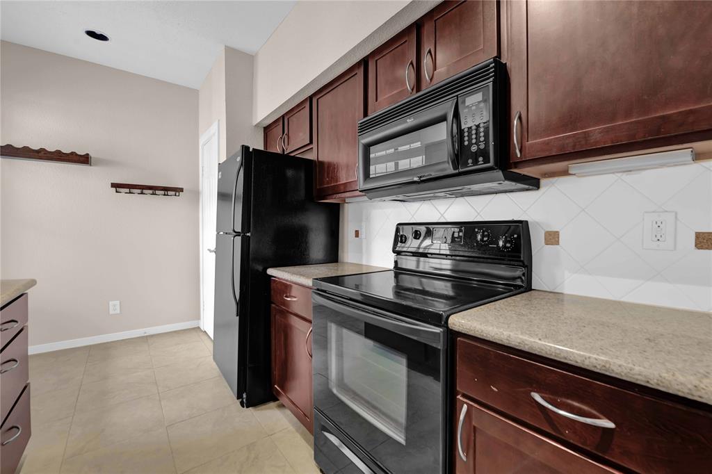 2700 Revere Street # 114
