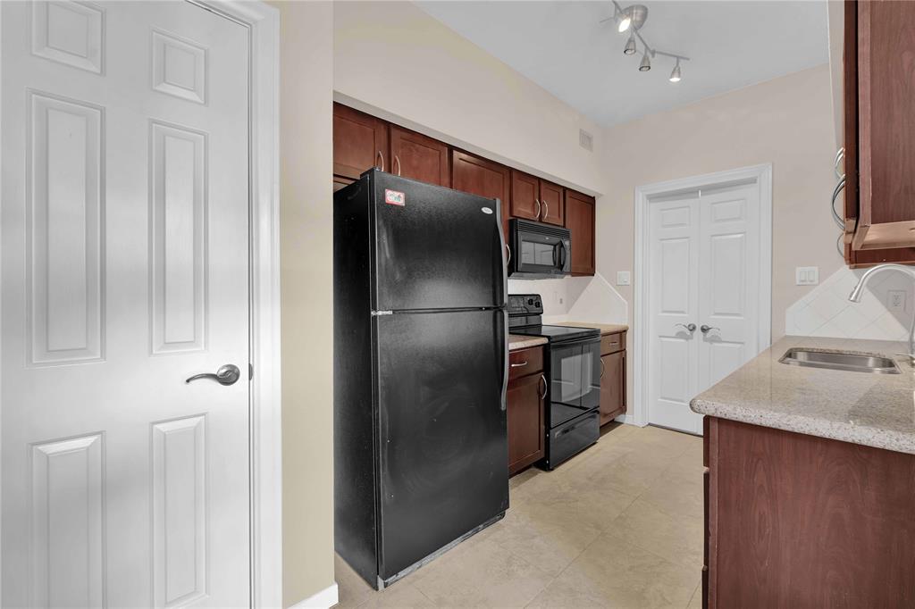 2700 Revere Street # 114