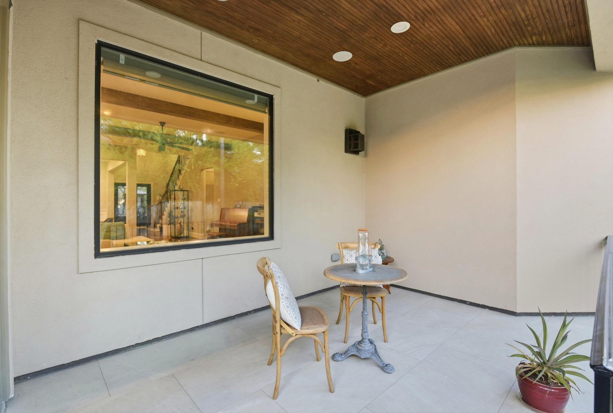 3511 Blue Bonnet Boulevard