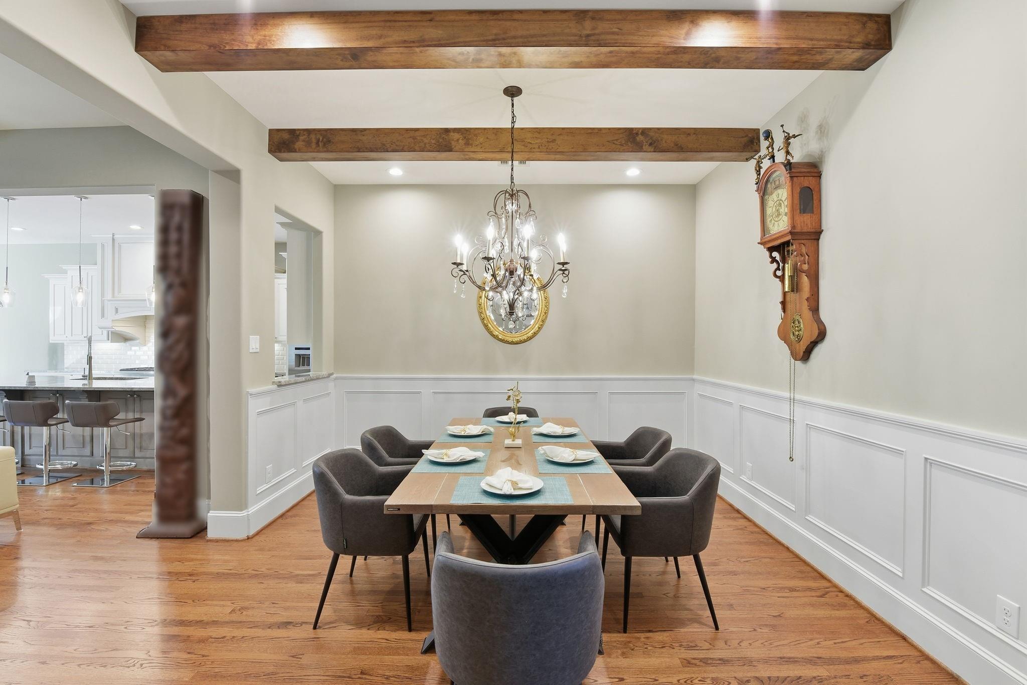 3511 Blue Bonnet Boulevard