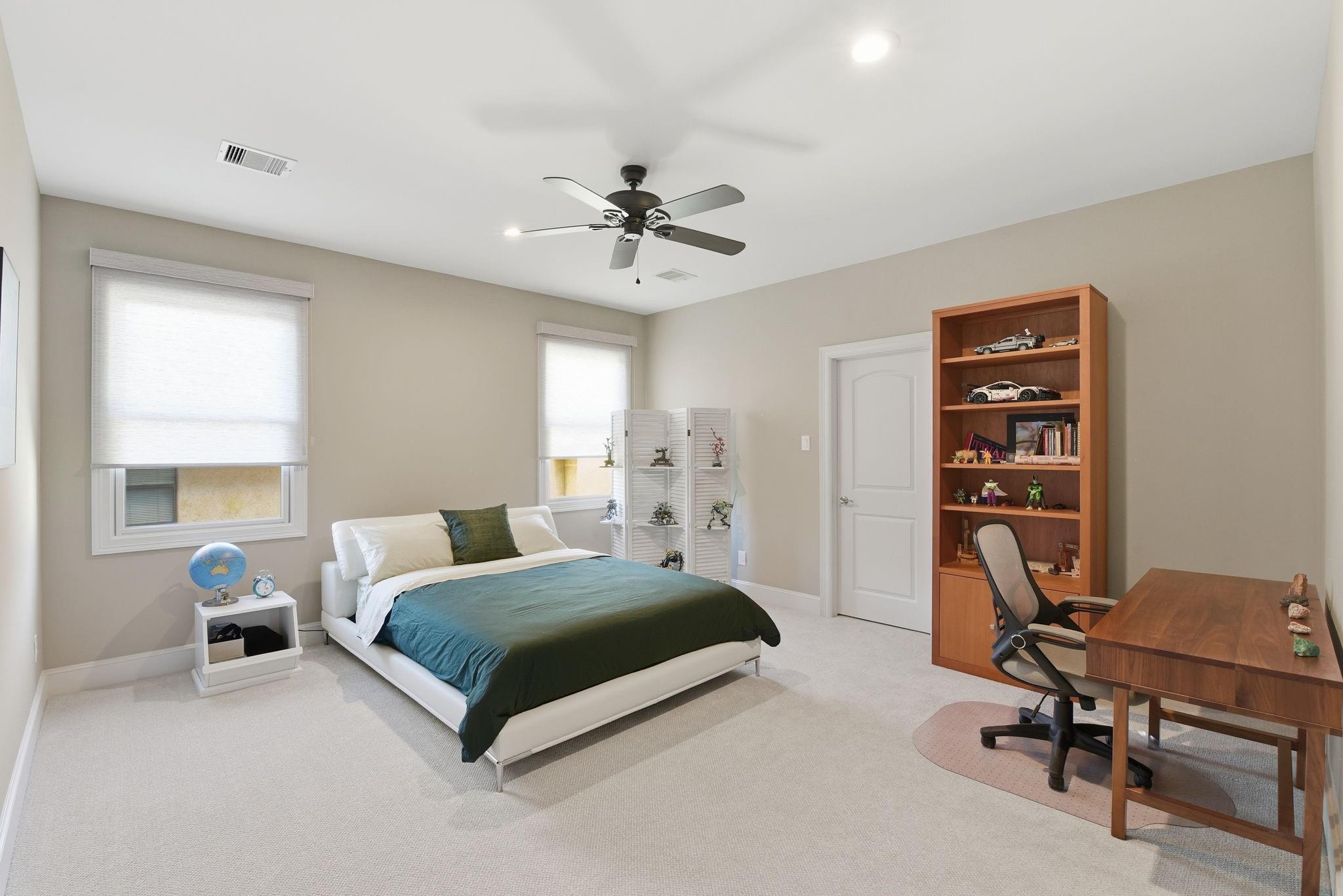 3511 Blue Bonnet Boulevard
