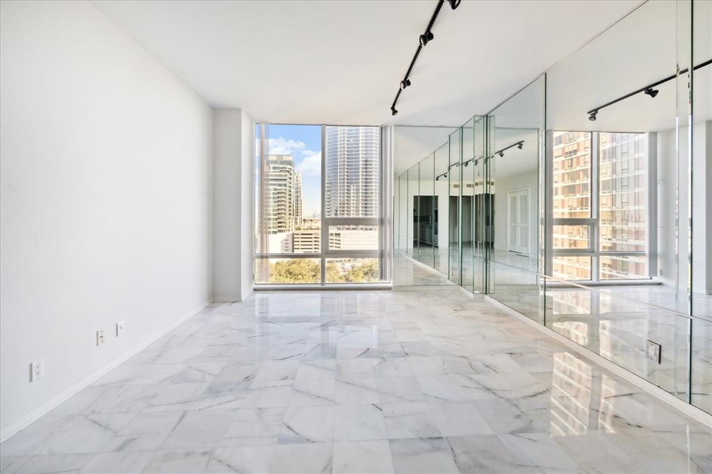 5110 San Felipe Street # 114W