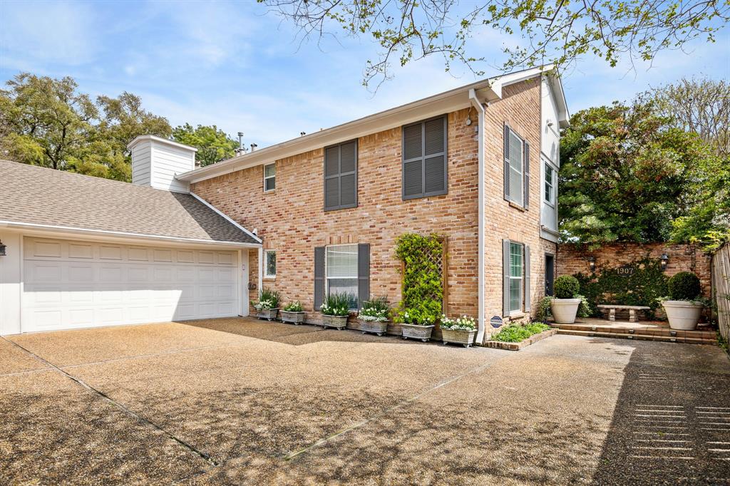 1907 Nantucket Drive
