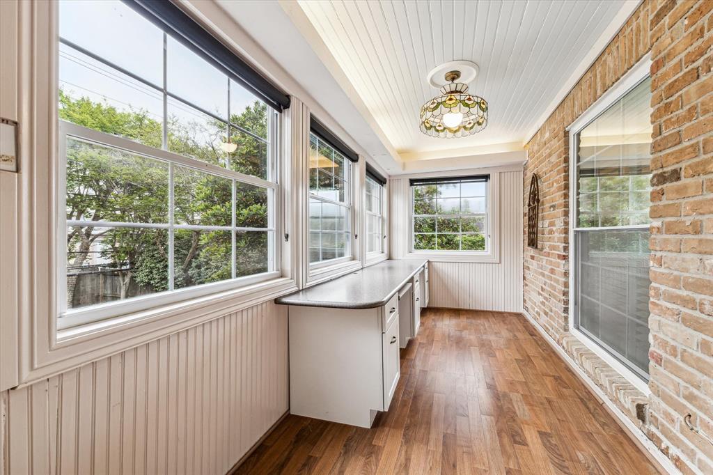 1907 Nantucket Drive