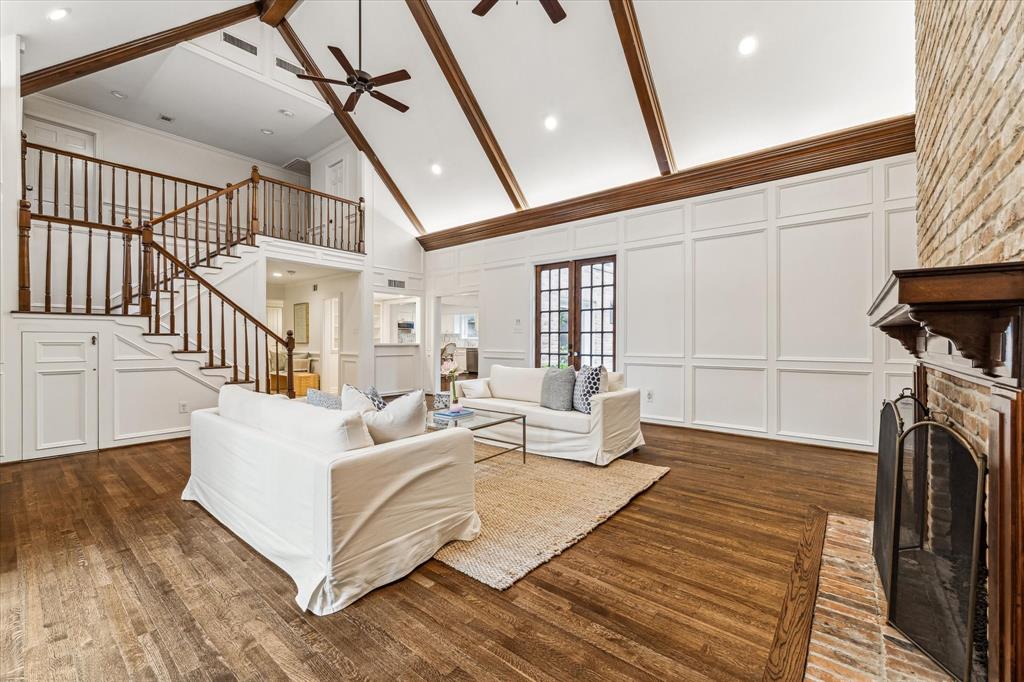 1907 Nantucket Drive