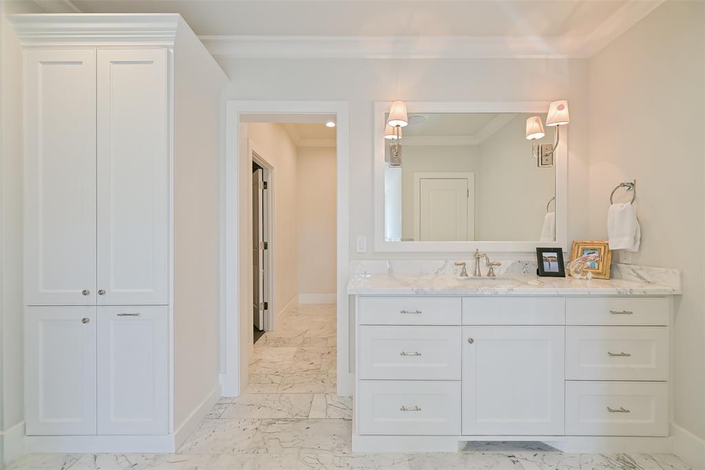 12123 Cobblestone Drive
