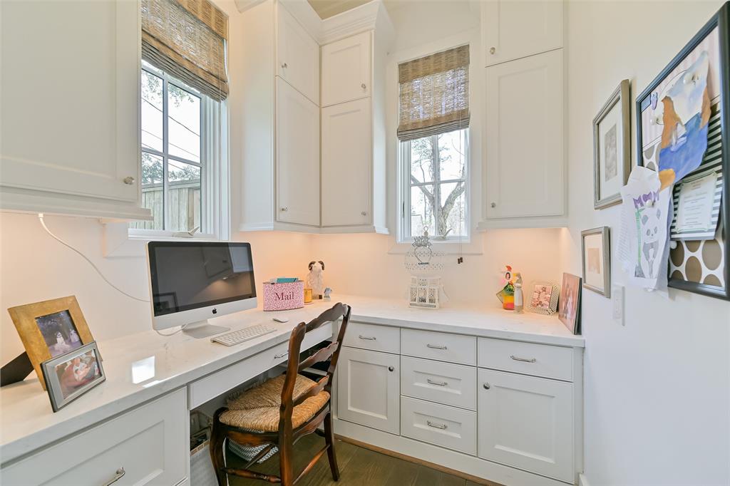 12123 Cobblestone Drive
