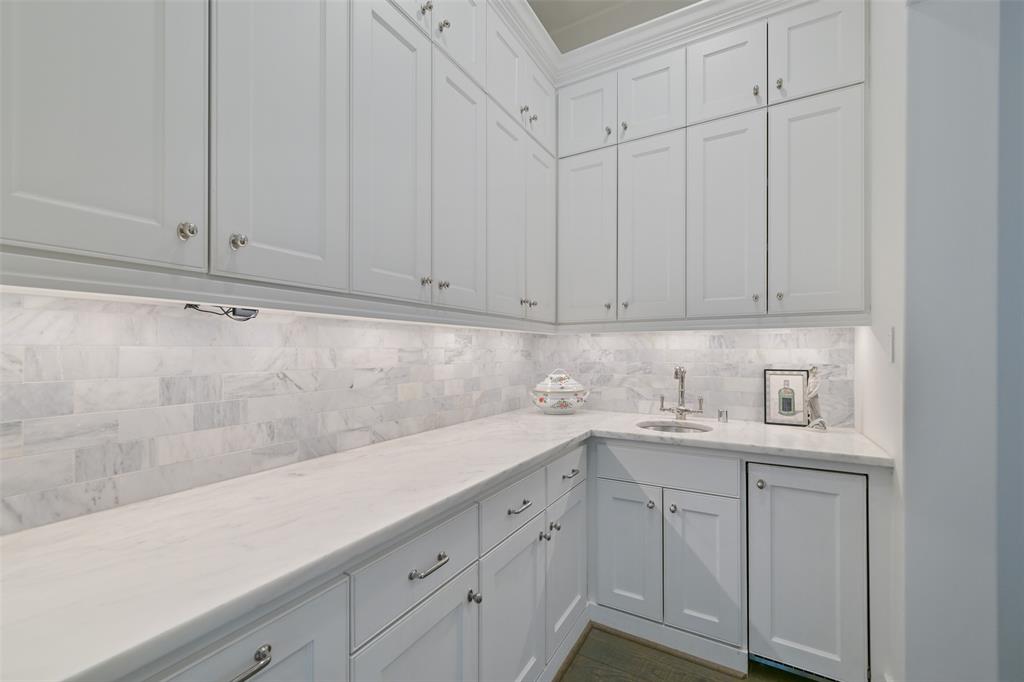 12123 Cobblestone Drive