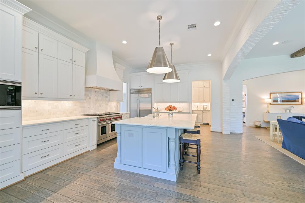 12123 Cobblestone Drive