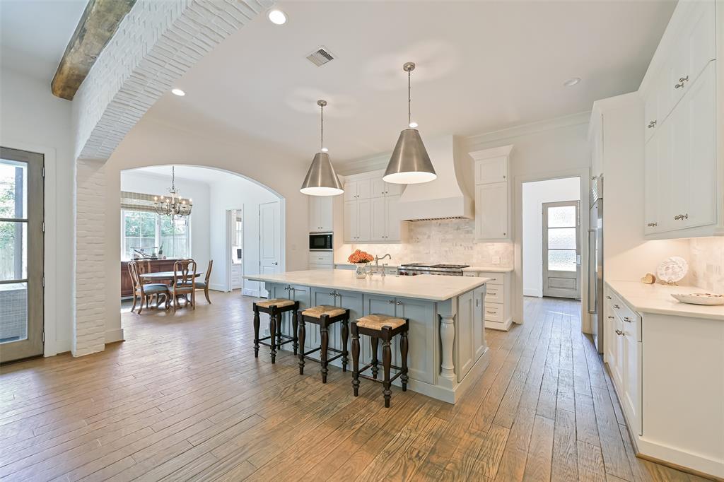 12123 Cobblestone Drive