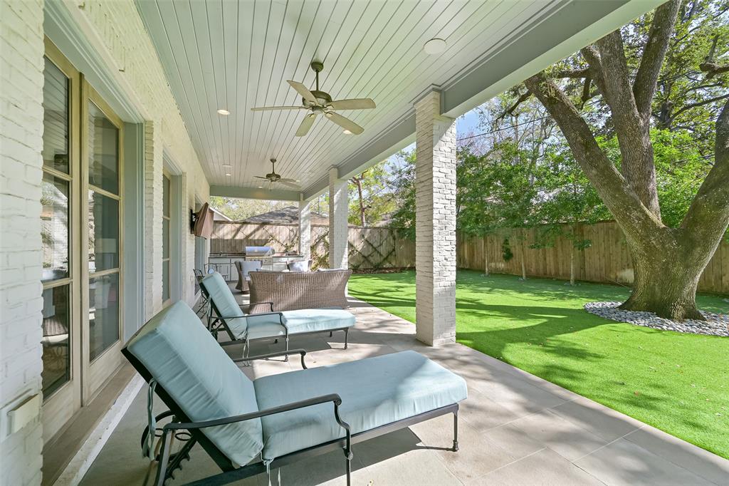 12123 Cobblestone Drive