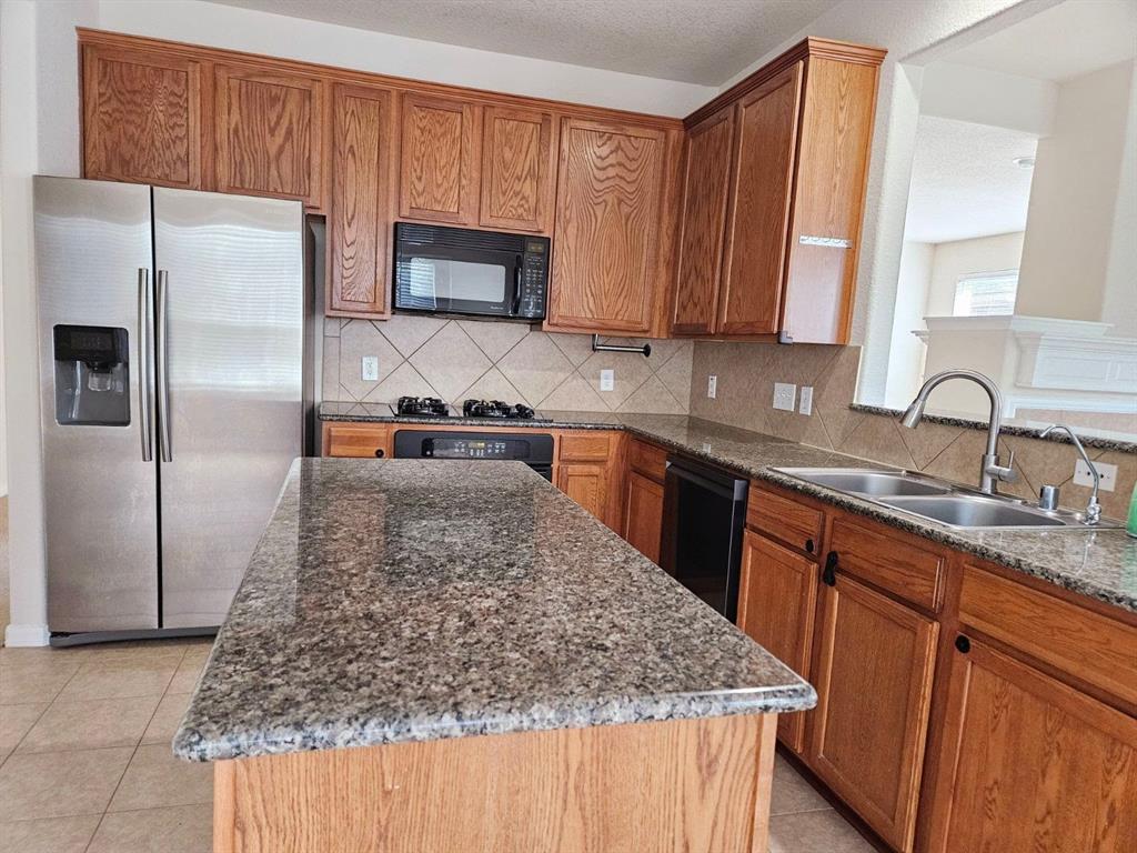 6711 Aegean Trail