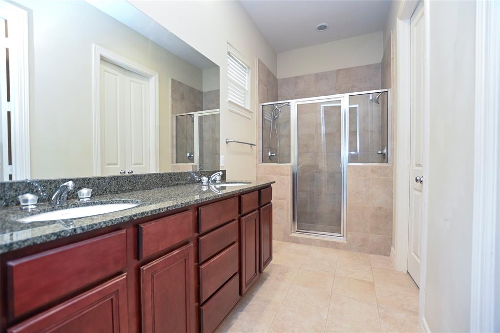 3819 Centerplaza Drive