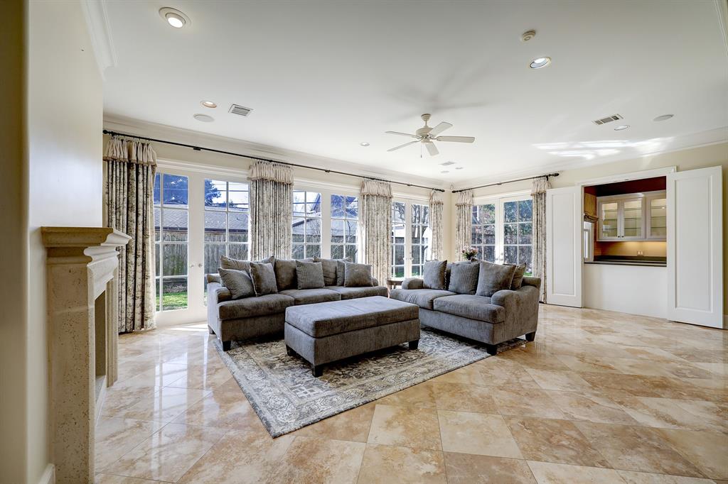 6155 Cedar Creek Drive