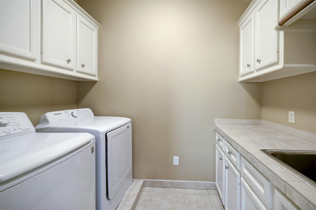 6155 Cedar Creek Drive