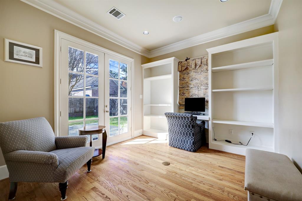 6155 Cedar Creek Drive